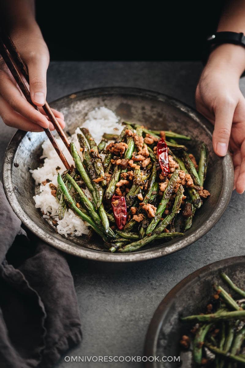 Sichuan Dry Fried Green Beans (干煸四季豆) - Cook this dish for your Thanksgiving this year!