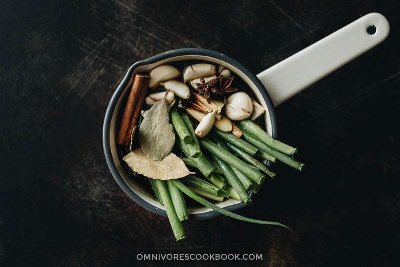 Marinade ingredients for making soy sauce chicken