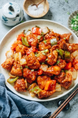 Sweet and sour chicken with pepper and onion