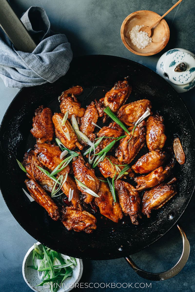 Coca-Cola chicken wings in a pan