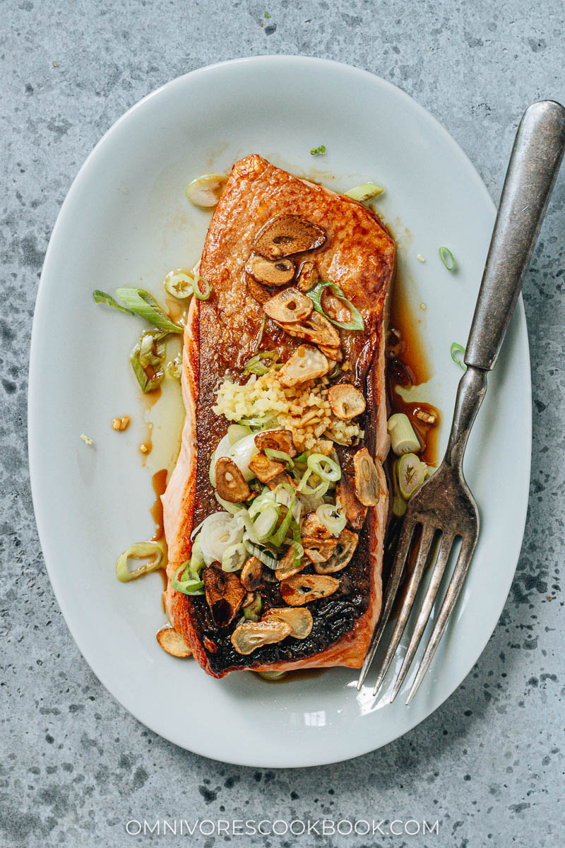 Pan fried crispy salmon with garlic, ginger and scallion