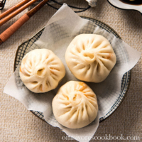 Addictive Kimchi Pork Steamed Buns